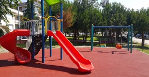 Bakırköy Belediyesi Normalleşmeye Yenilenen Parklarıyla Hazır
