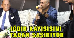 Iğdır Kayısısını Tadan Şaşırıyor