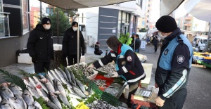 Kartal Belediyesi’nden Balık Tezgâhlarına Denetim