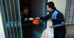 Kış şartlarında ihtiyaç sahiplerine gıda yardımı