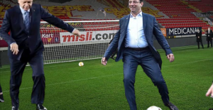 Siyasette “gol” gündemi