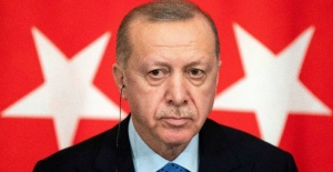 Bir kişiyi görevden aldı, iki kişiyi atadı