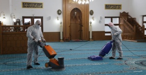 Büyükçekmece’nin camilerinde Ramazan temizliği yapıldı