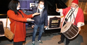 Radyocu Beyza, Ramazan davulcusu olup Bağcılarlıları sahura kaldırdı