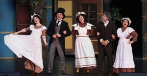 Açıkhava Yaz Oyunları “Pollyanna” ile başladı