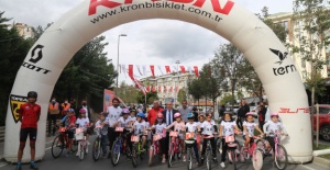Büyükçekmeceli çocukların bisiklet yarışı nefesleri kesti