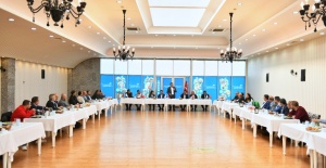 Bozkurt, roman temsilcileriyle bir araya geldi