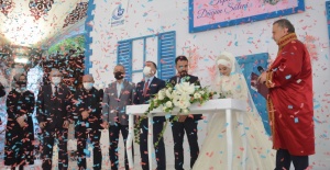 Çiftler toplu nikah töreniyle kavuştu