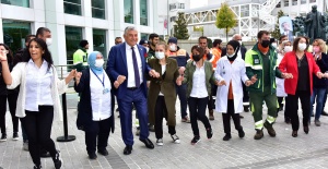 Sarıyer'de maaşlara zam