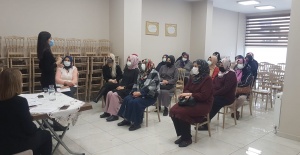 Maltepeli kadınlar şiddete karşı bilinçleniyor