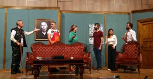 “Tam Oldu Derken” Bağcılar’da sahne aldı