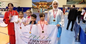 Esenyurt’un Başarılı Çocukları Madalyalara Doymuyor