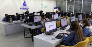 İBB Teknoloji Atölyeleri ilk mezunlarını verdi
