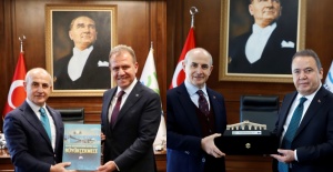 Seçer ve Böcek’ten Başkan Akgün’e taziye ziyareti