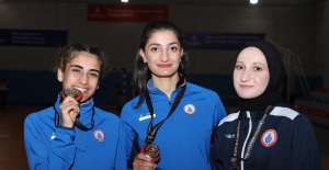 ‘YILDIZ SPORCU TARAMA PROJESİ’NDEN ŞAMPİYONLAR SAHNESİNE