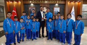 23 Nisan kupası Bağcılar’ın oldu
