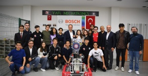 BAŞKAN ÇALIK ÖĞRENCİLERLE İFTAR YEMEĞİNDE BULUŞTU