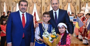 DÜNYA ÇOCUKLARI VALİ YERLİKAYA’YI ZİYARET ETTİ