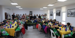 Miniklere tohumdan fide yetiştirme eğitimi verildi
