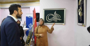 50 bin adet çiviyle Esmaül Hüsna’yı yazdı