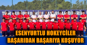 ESENYURTLU HOKEYCİLER BAŞARIDAN BAŞARIYA KOŞUYOR