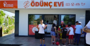 MİNİKLER TATİLİN TADINI ÖDÜNÇ EVİ’NDE ÇIKARIYOR