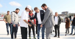 İSTANBUL'UN EN BÜYÜK KAYKAY PİSTİ EYÜPSULTAN'DA