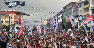 Davutoğlu, Sultanbeyli mitinginde Cumhurbaşkanı Adayı ilan edildi
