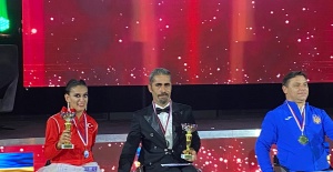 Beşiktaş Belediyesi Engelsiz sanat Topluluğu madalya kazandı
