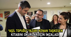 “Aşil Topuğu” yazarı Kenan Taşkesen, kitabını okurları için imzaladı