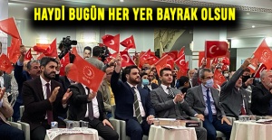 Haydi bugün her yer bayrak olsun
